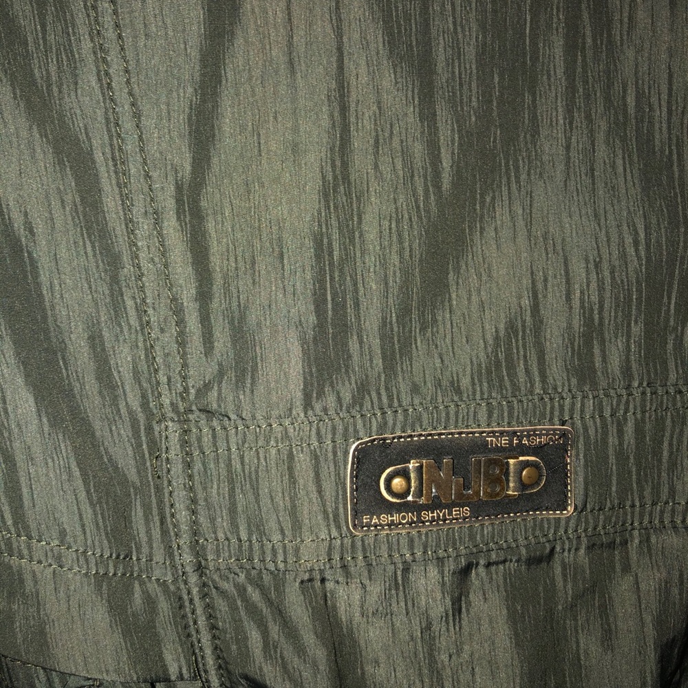 Jacket - Picture 9 of 9